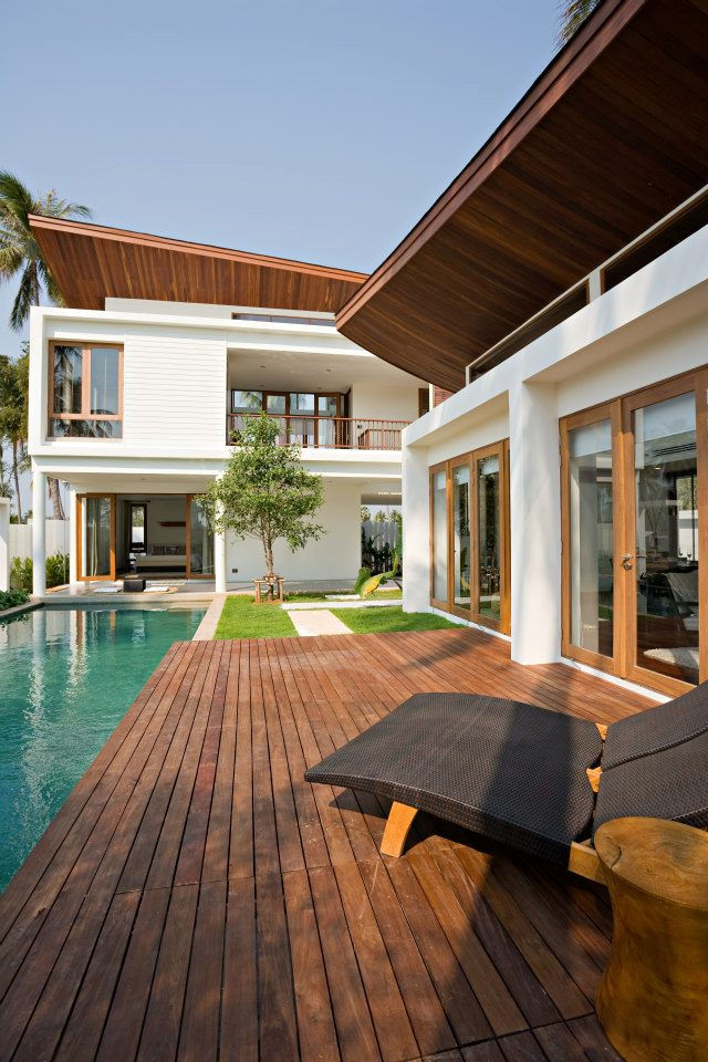 15268_512923318755595_1076955600_n