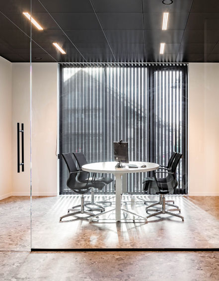 Stoal metaal systeem plafond ingebouwde LED verlichting en ventilatie circulair Frost