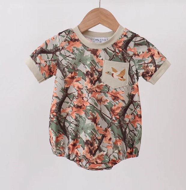 Mallard Embroidered Pocket Camo Print Bubble