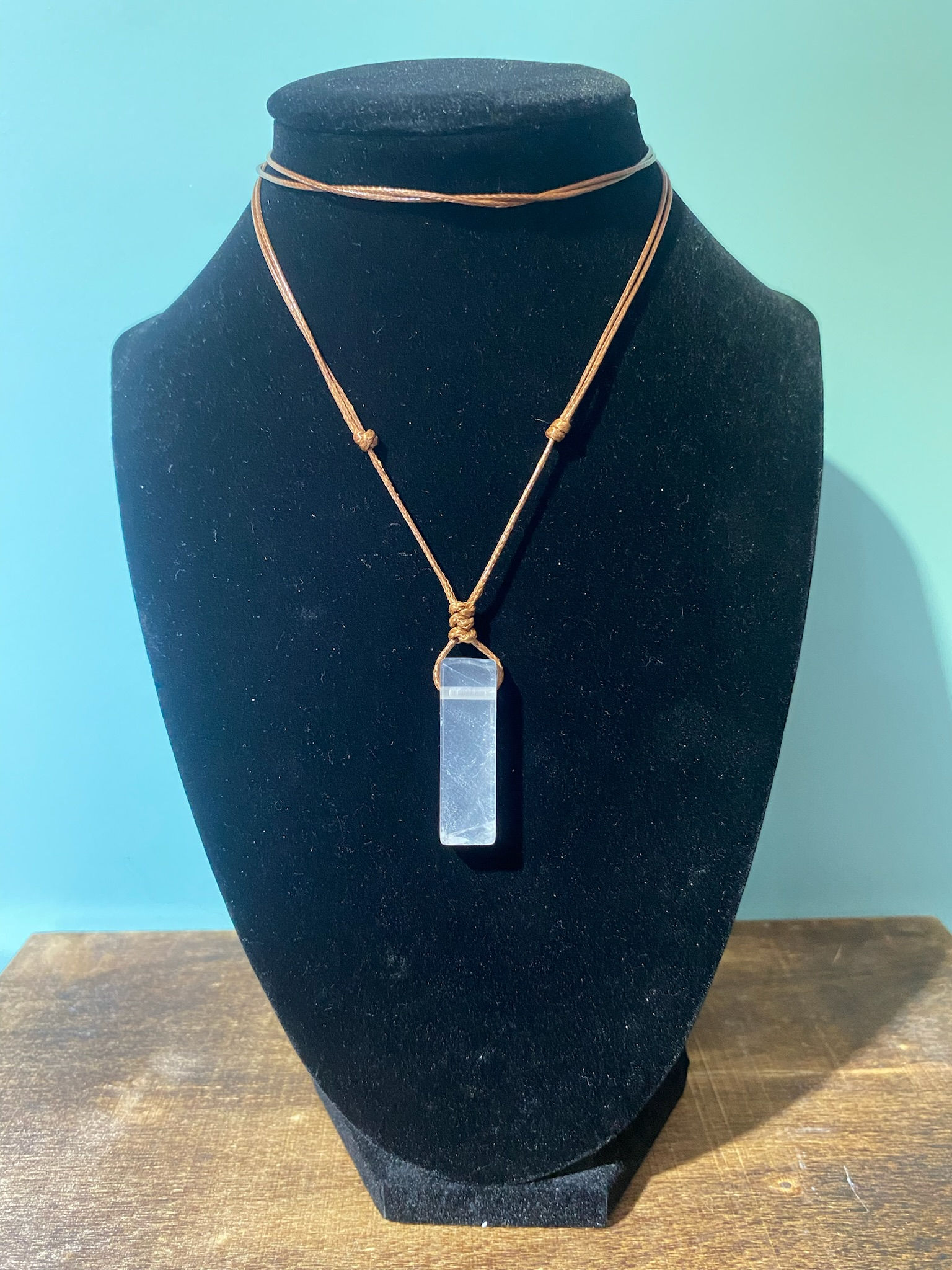 Clear Quartz - Necklace - d