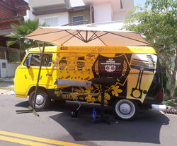 Goró_Beer_Truck_(2)