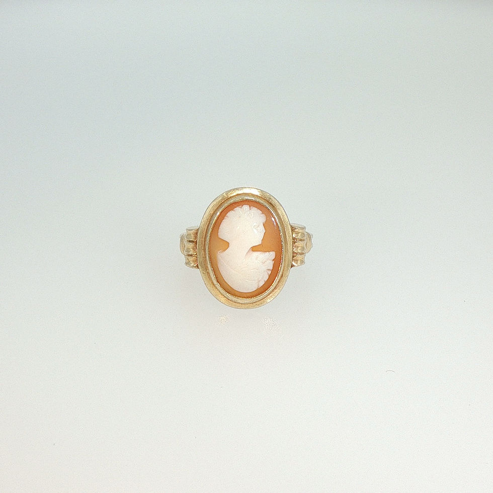 Thumbnail: Vintage-Style Cameo Ring in Yellow Gold