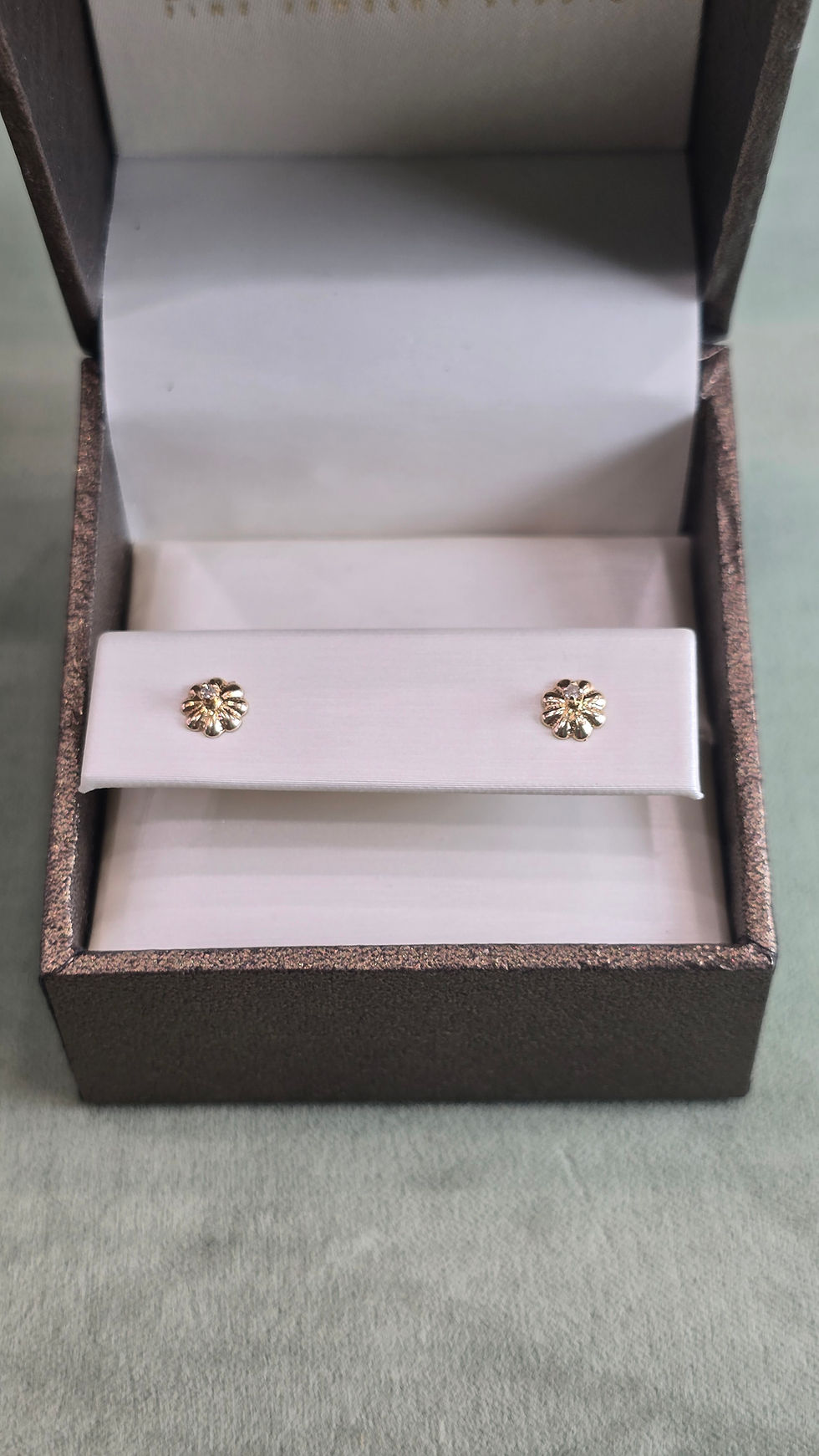 Miniature : Estate Flower Stud Earrings