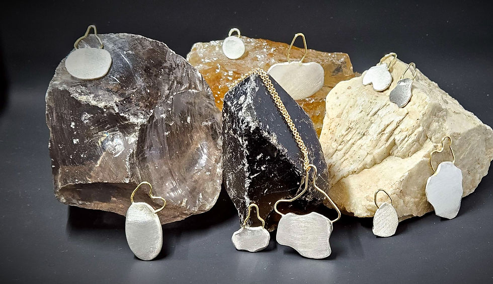 Miniatura: Spontaneous Potere Amulet, Medium