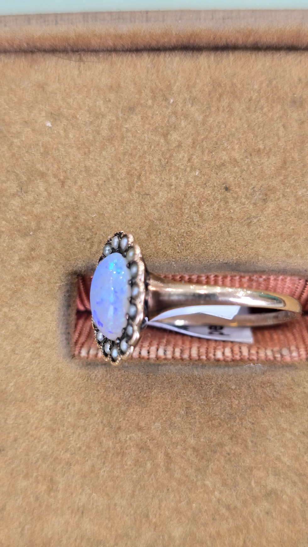 Miniaturbild: Estate Opal & Pearl Ring