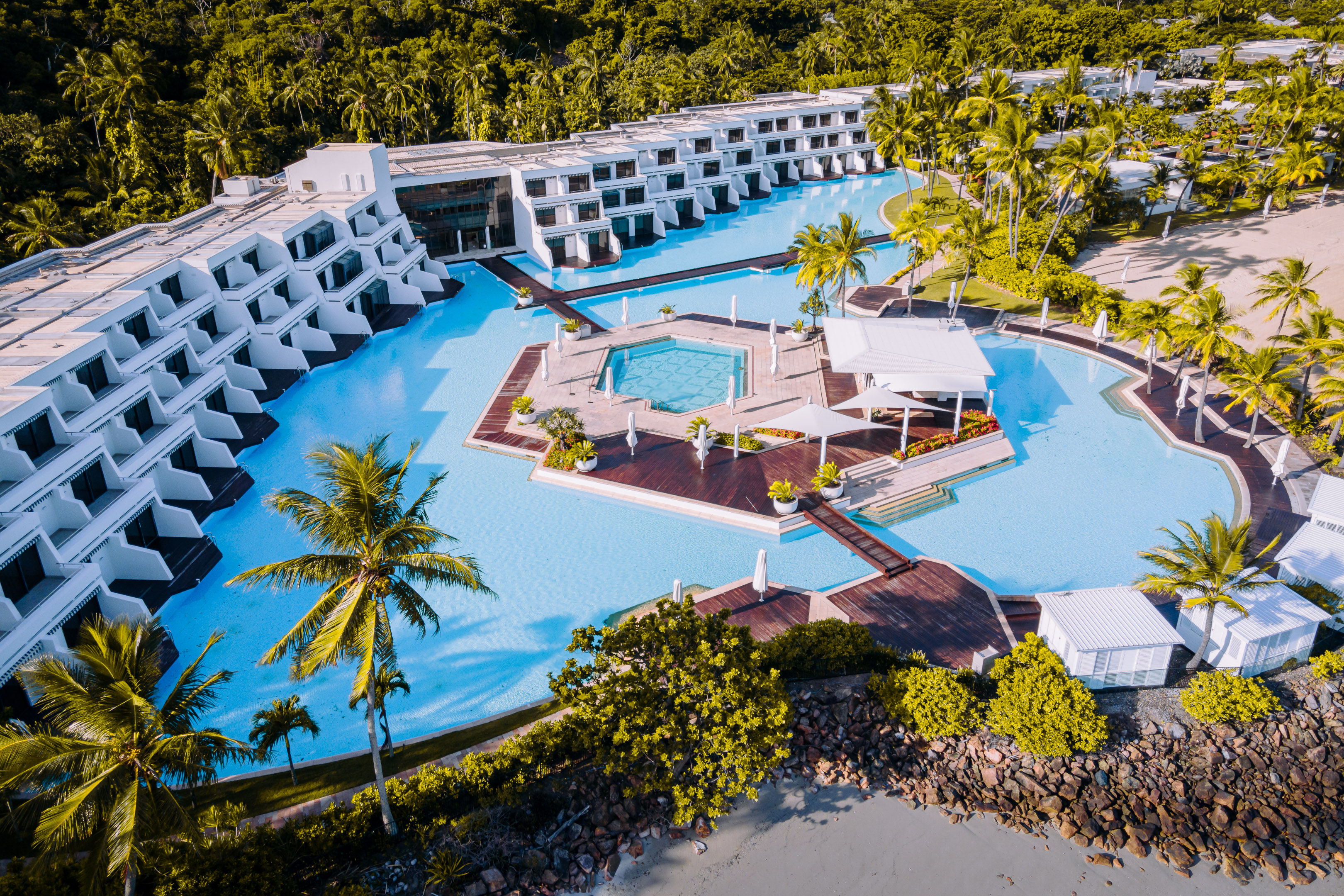 Iconic Pool II