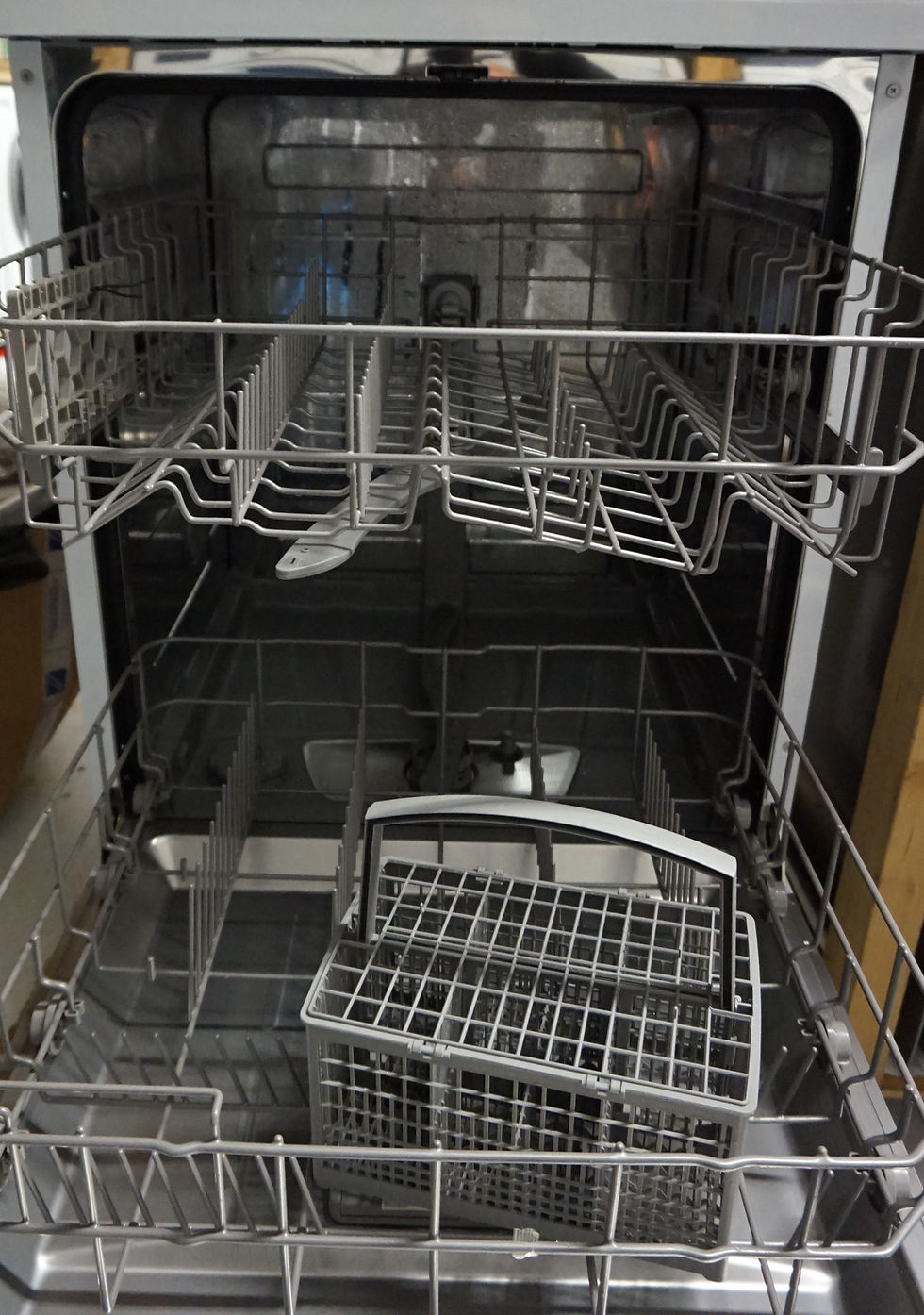 Thumbnail: COMFEE CDWPF1201PW Freestanding Dishwasher Full Size 12 place setting