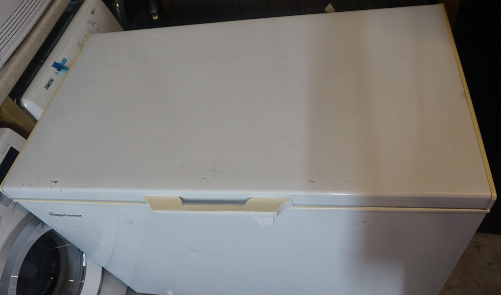 Thumbnail: Fridgemaster MCF297E Chest Freezer 297L capacity
