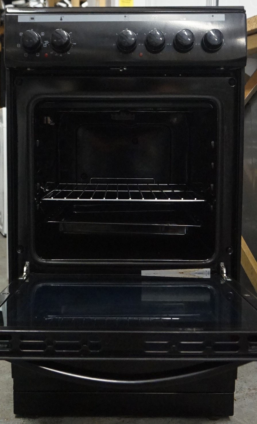 Thumbnail: ESSENTIALS CFSEBK22 50 cm Electric Solid Plate Cooker - Black