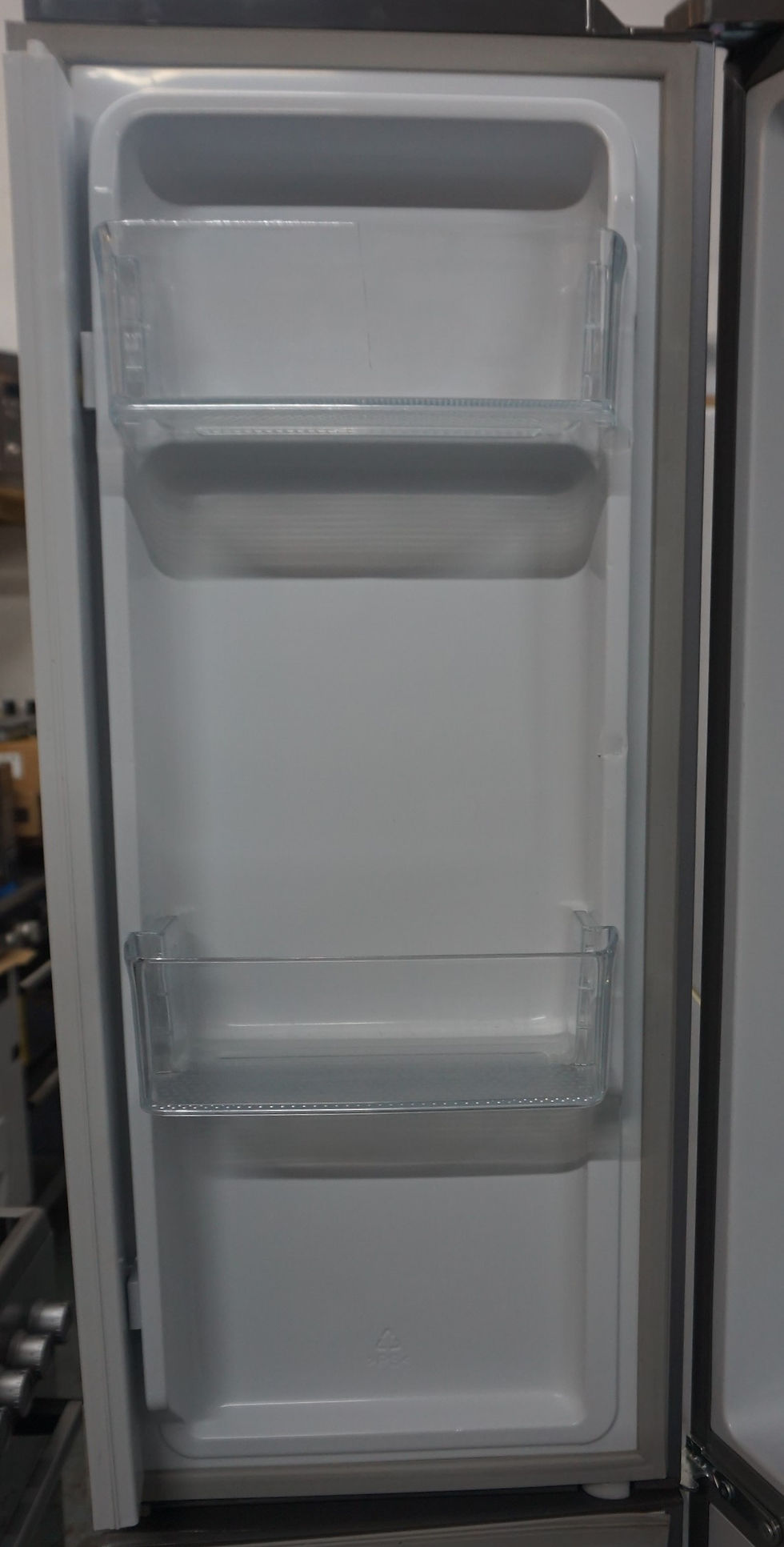 Thumbnail: Fridgemaster MQ79394FFS American Fridge Freezer - Silver