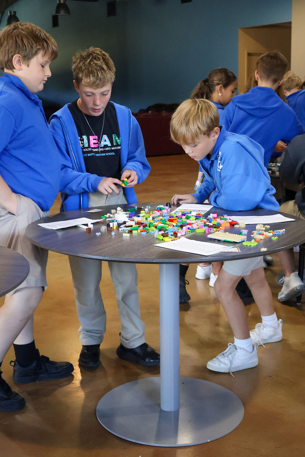 STEAM Day photos (Nov 5, 2025 at 12_31 PM)(17).jpg