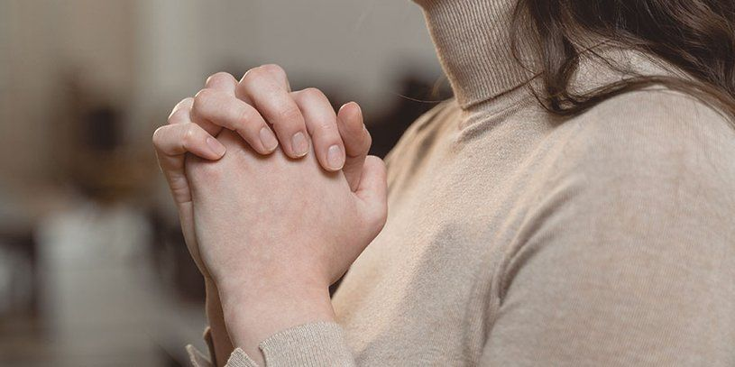 Sí. La oración puede ayudarte a acercarte a Dios con sinceridad y poner delante de Él lo que estás considerando.