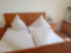 Doppelzimmer 2- gelb- frontal-.JPG