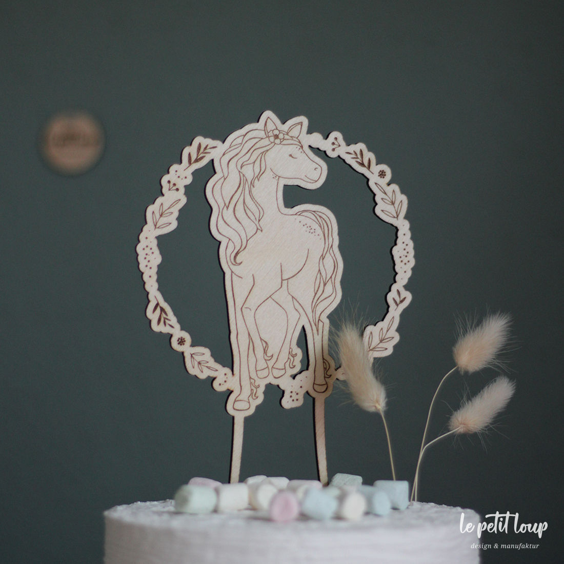 Cake Topper "Pferd mit Blumenkranz" / Tortenfigur für Mädchen / Kuchenstecker