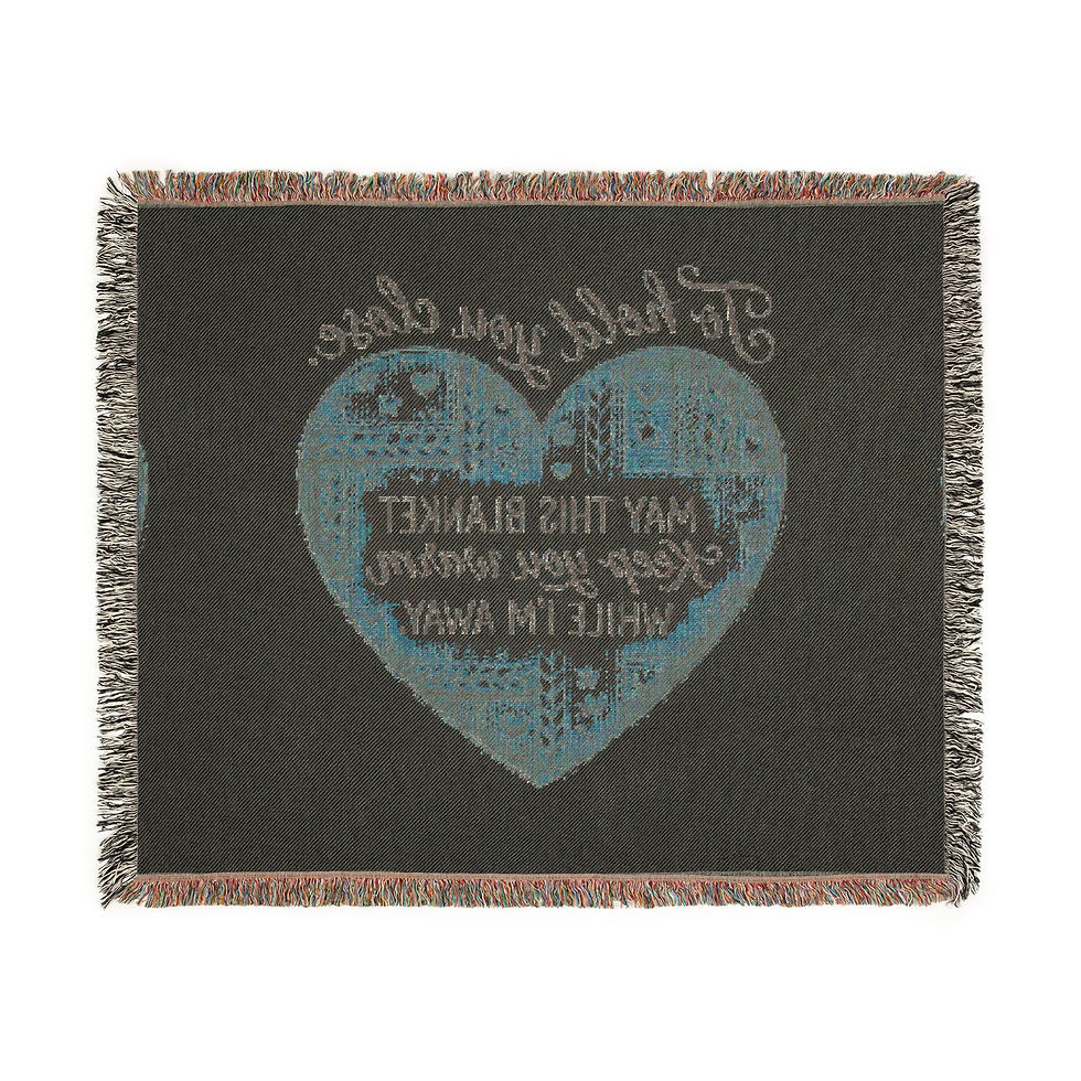 縮圖：Heart Graphic Woven Blanket — "May This Blanket Keep You Warm While I'm Away"