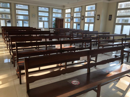 FIÉS SE REIVENTAM PARA VIVER A FÉ LONGE DOS CENTROS RELIGIOSOS