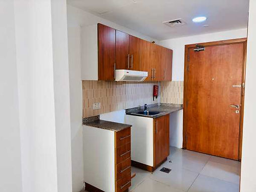 Fully refurbished apartment | pool view | 12 floor |