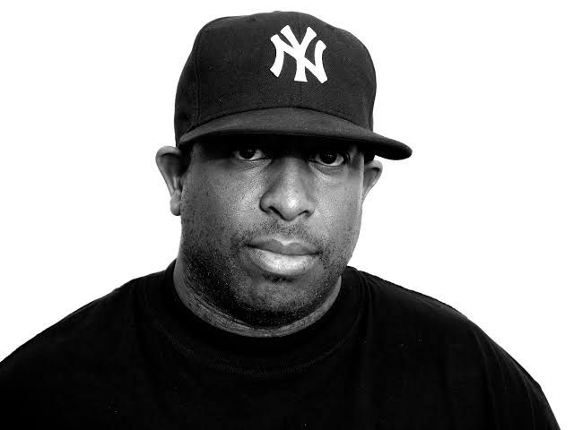 Dj Premier. Produtor de boom bap dos anos 90. 