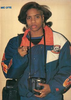 Mc Lyte, meados dos anos 90. Precursora do boom bap internacional.