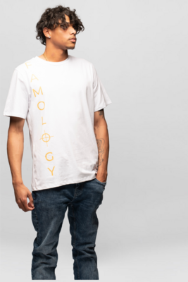 man wearing white men'sCotton Short Sleeve T-Shirt