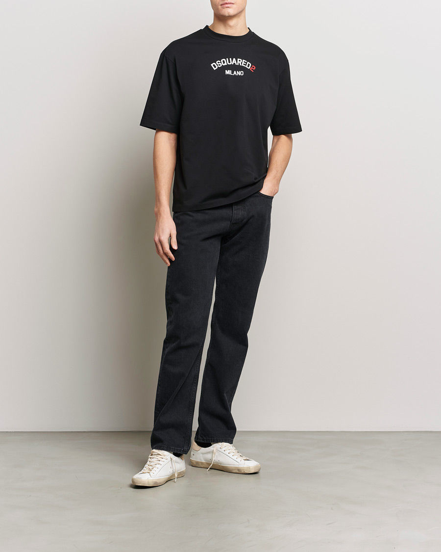 DSQUARED2 Loose Fit Crew Neck T-Shirt black full-body model view