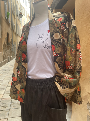 Veste kimono en tissu japonais, tshirt peint et pantalon de ma création