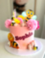 Bee birthday cake