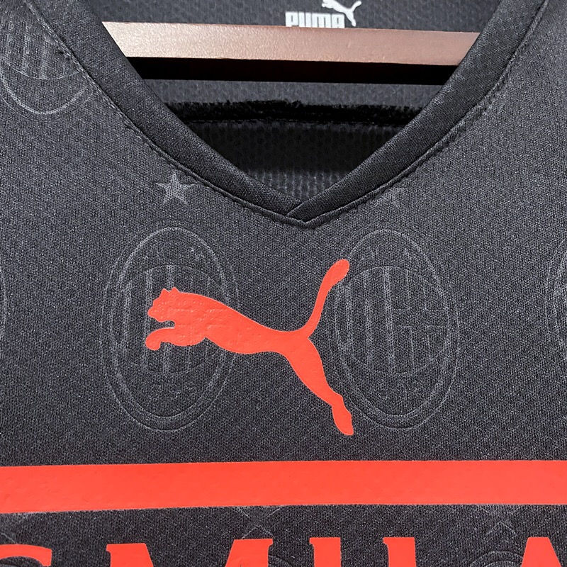 Miniatura: Camisa do Milan / Temporada 21/22