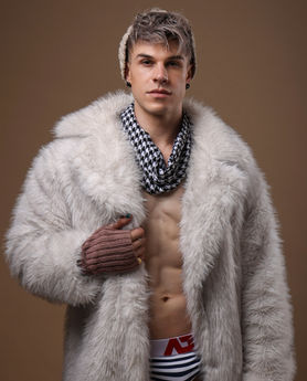 ADDICTED | Henri Strauss by Tom Dingley