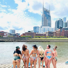 Women on water in Nashville