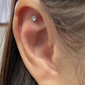 耳つぼ始めました