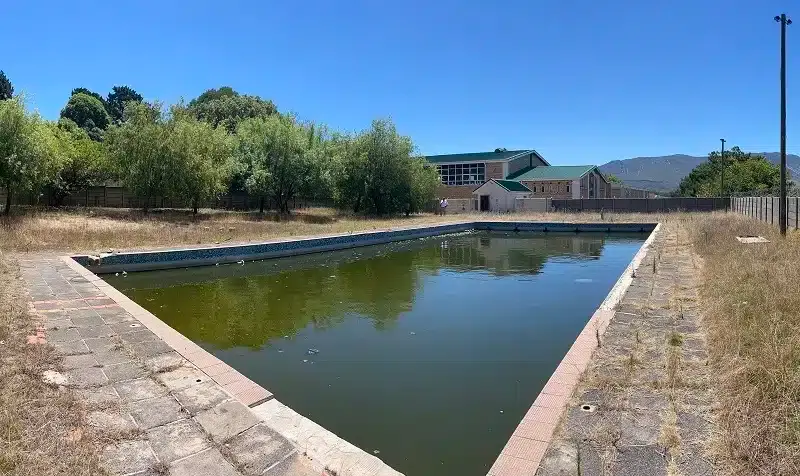 Grabouw High School's Swimming Pool in currently closed