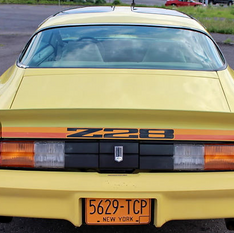 1979-81 Pontiac Transam Yellow Back View.png