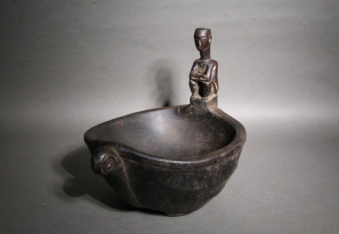 A ceremonial dipper with anthropomorphic handle