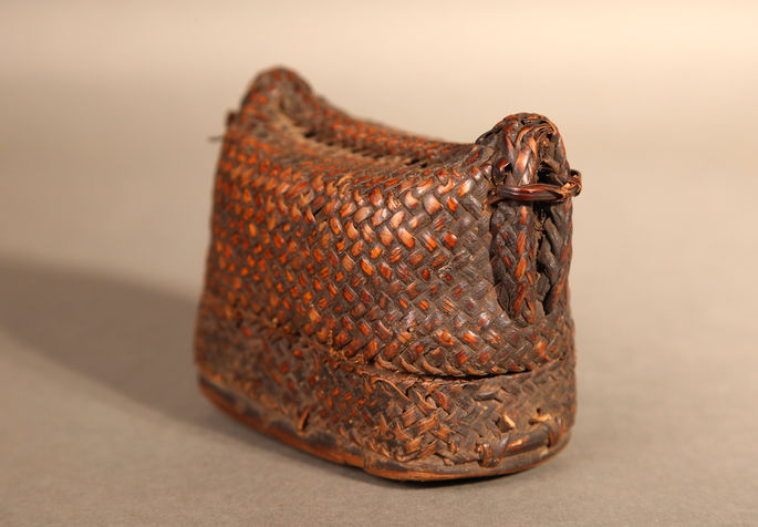 An old miniature version of kopit