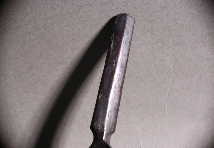 A closer look at the wooden spoon’s handle designed for its left-handed user