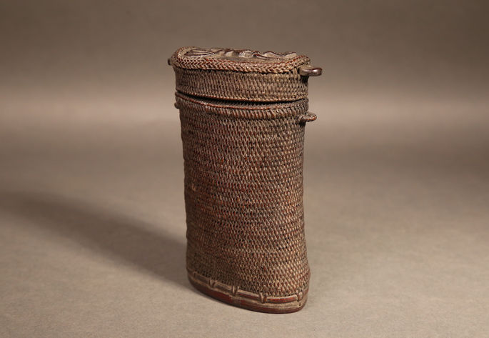 An example of kupit constructed using coiling method