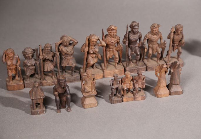 Measurement/Item Physical Dimensions:
Count: 17 pcs
Tallest piece:
12.2cm
Smallest piece (in height): 6.6cm