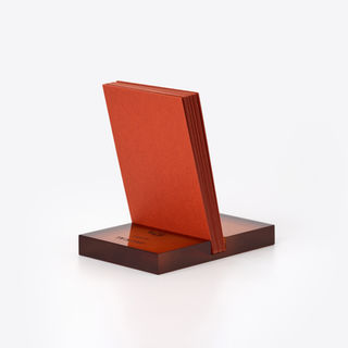 CLARA Desk Calendar 2026 Orange｜卓上カレンダー | JACKAL