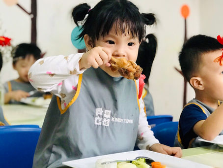 BỮA TRƯA VUI VẺ CÙNG CƠM BENTO