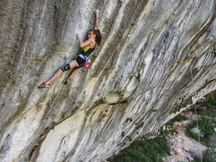 Laura Rogora frappe fort : premier 8c+ à vue féminin de l’histoire