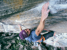 Jules Marchaland libère King Kang et propose 9b+