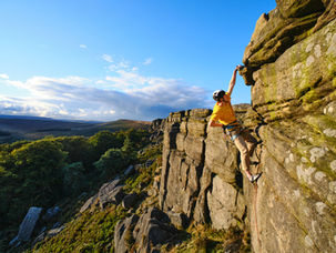 Au cœur du Peak District : L'escalade britannique à l'état brut