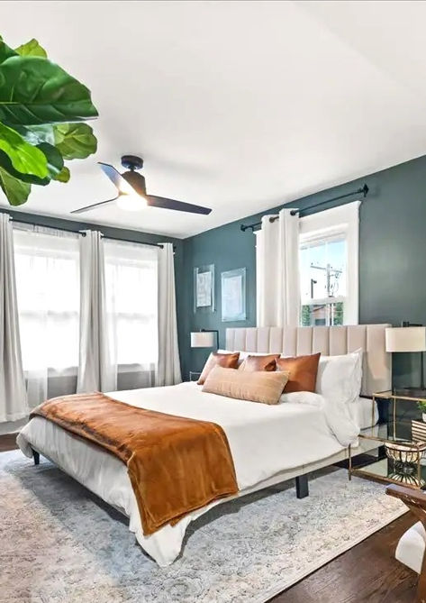 vacation rental interior designer