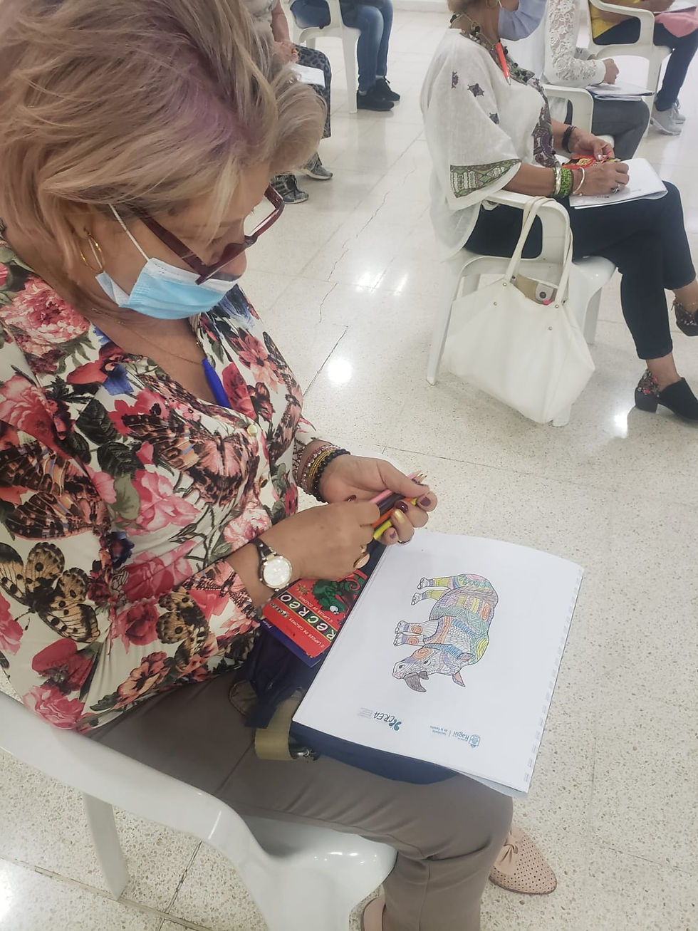 Rinoceronte, animal de los emprendedores el cual pintamos para salir de la rutina.