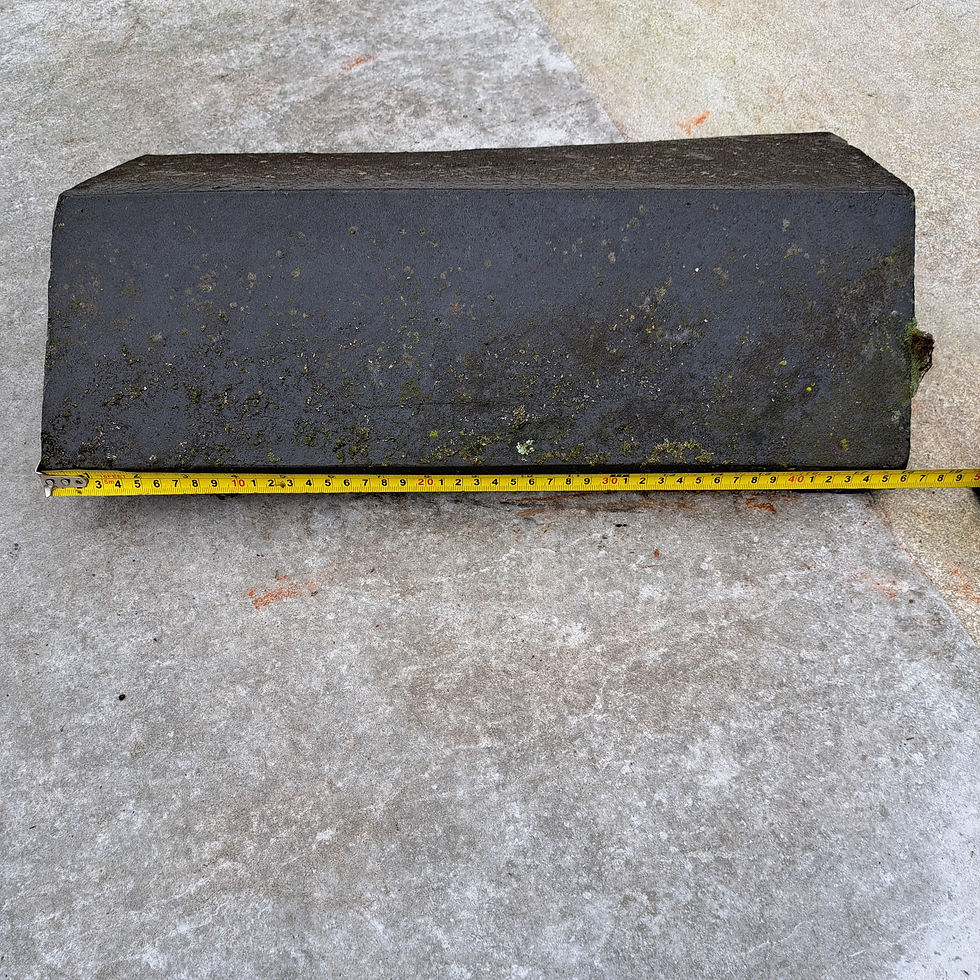 Thumbnail: Reclaimed Ridge Tile