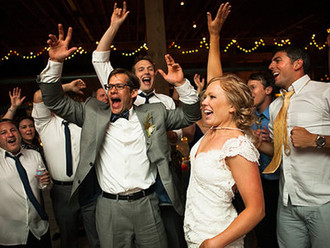 5 Ways to Savor Every Moment on Your Wedding Day