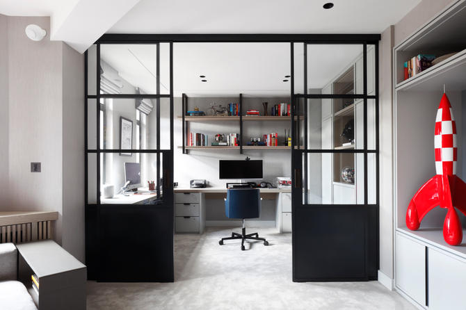 Bespoke double vanity unit for ensuite designed by Catherine Wilman Interiors