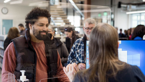 20220402-krl-silverdale-grand-opening-by-loganwestom-1727 copy.jpg