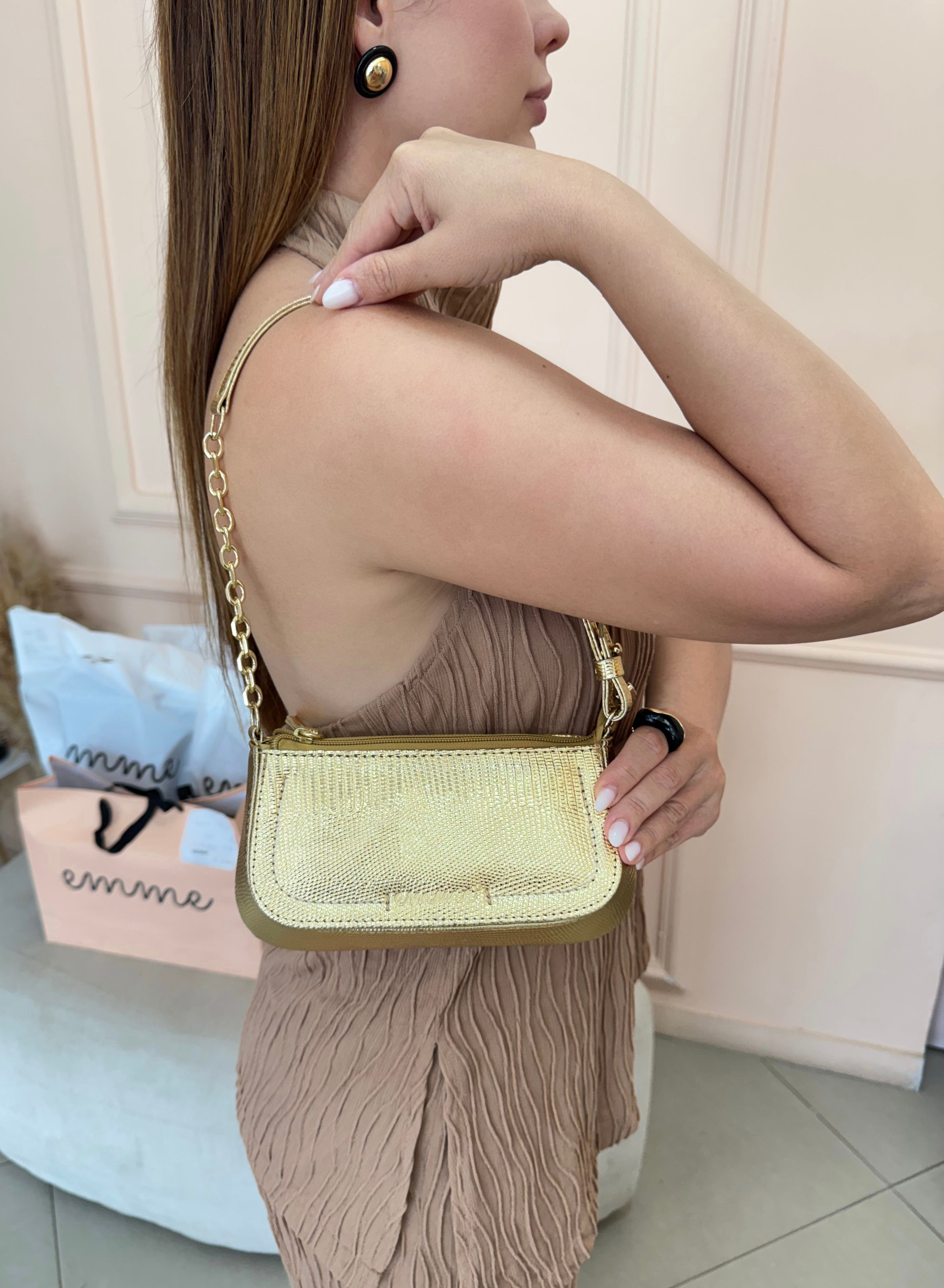 Bolsa baguete Emme dourada